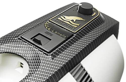 Delphin Detail Logo Gold Klein